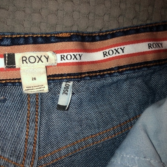 Roxy Retro High Rise Barrel Button Fly Loose Jeans Size 26 - Picture 3 of 9